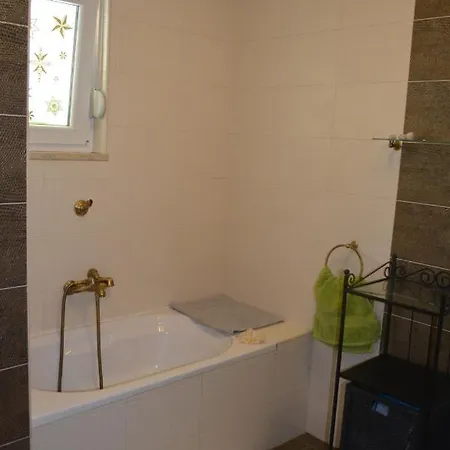 For Families With Children Opric, Opatija - 15890 Appartement