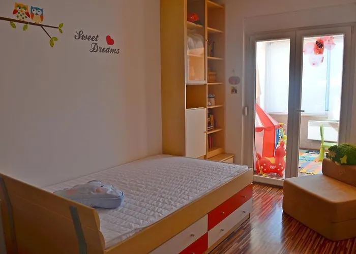 Appartement For Families With Children Opric, Opatija - 15890 Lovran